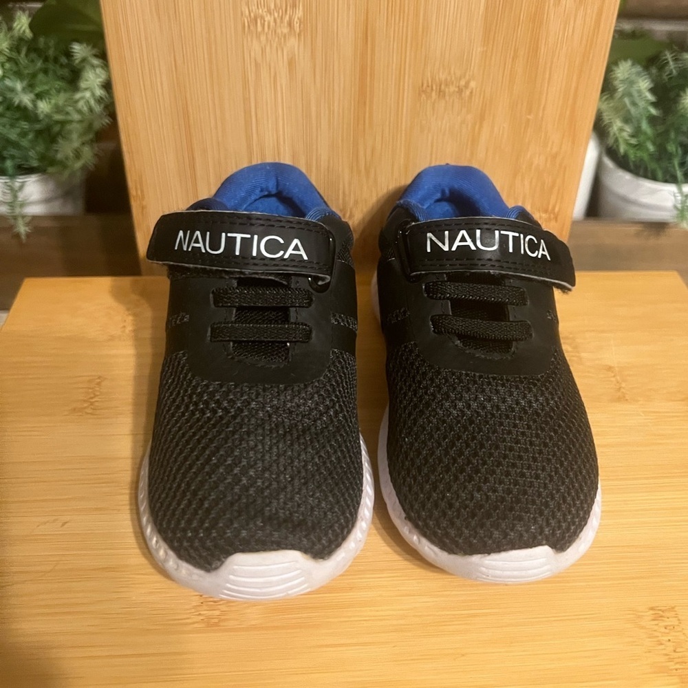 Nautica Kids Black Sneakers with Blue Lining